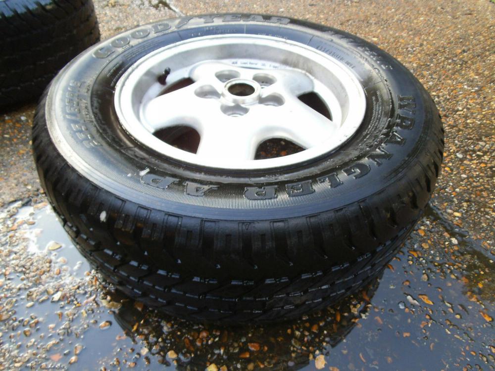 LAND ROVER – ALLOY WHEEL 16 INCH – Cogmans Farm Machinery